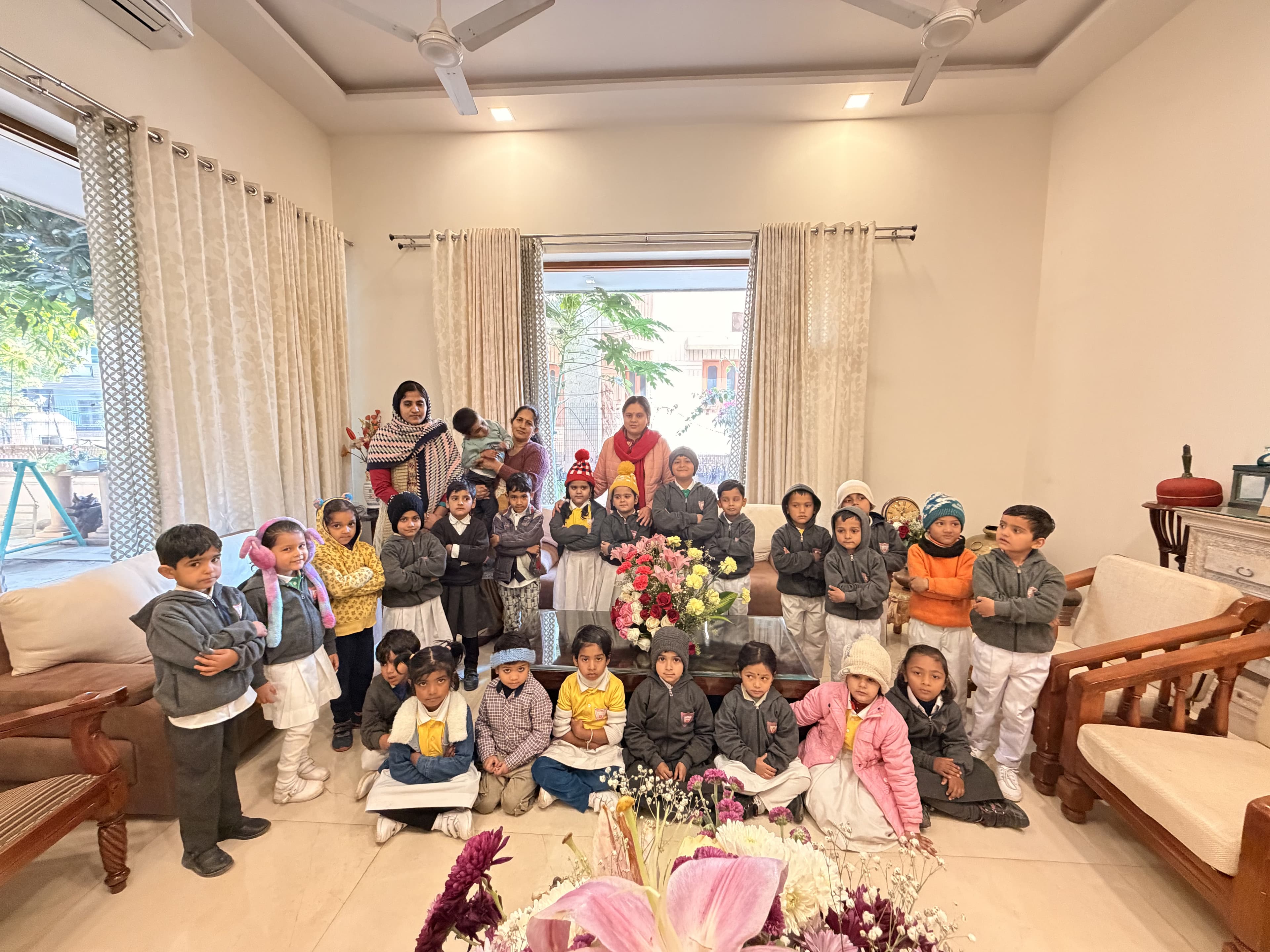 Pre-primary winter — UKG group with teachers
