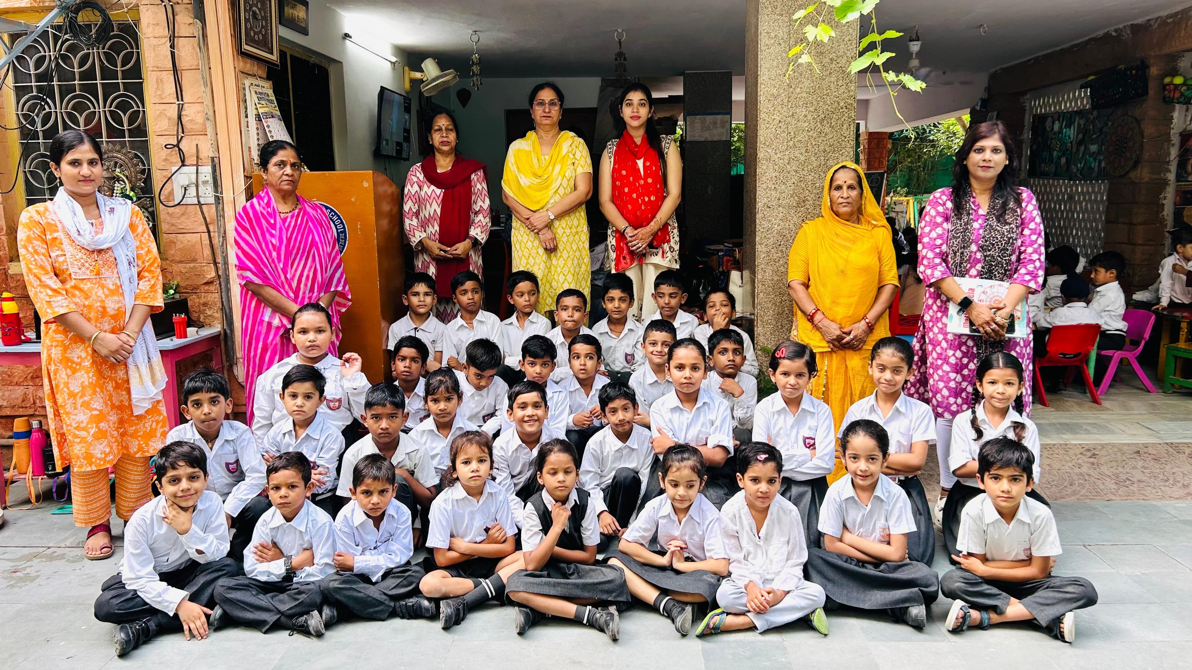 Primary — Class III with teachers and staff